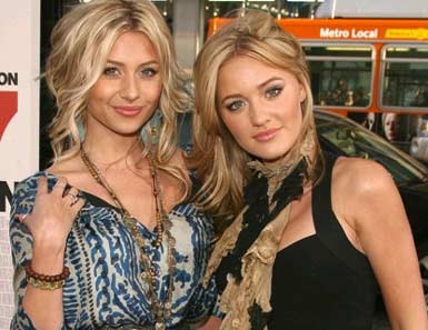 Photo of Aly and AJ - 78Violet